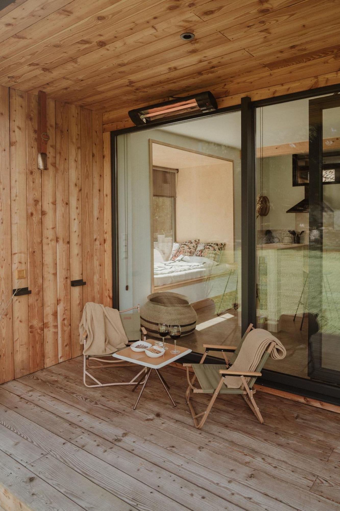 Vibe Luxury Cabins อาร์นูเอโร ภายนอก รูปภาพ